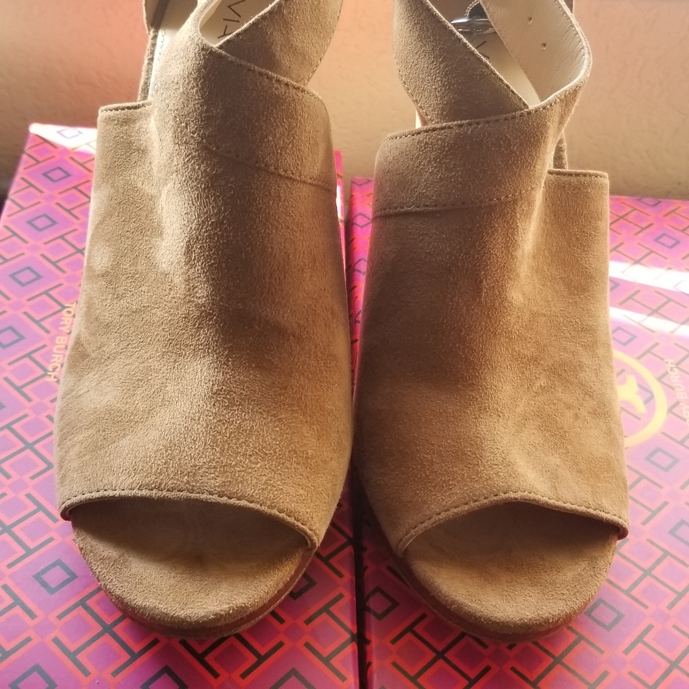 High heeled sandals